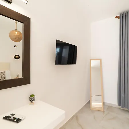 Aparthotel Dauti Gold Vóthon